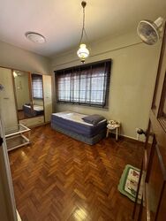 Florence Road (D19), Terrace #582195481